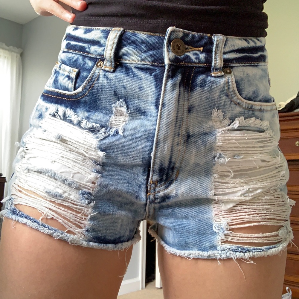 Bullhead Mom Shorts